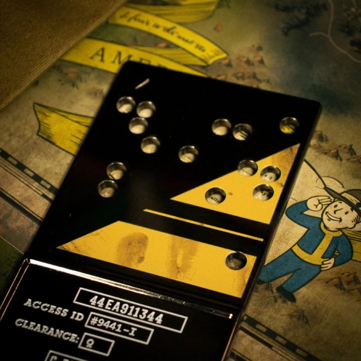 Fallout: Limited Edition Nuclear Keycard Replica